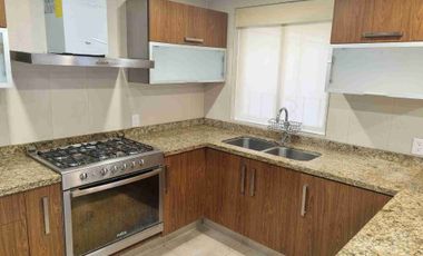 Renta casa en condominio en Coyoacán.