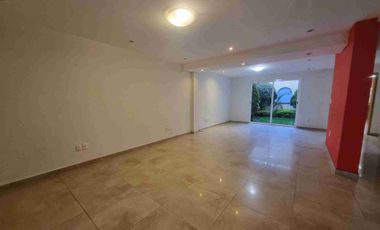 Renta casa en condominio en Coyoacán.