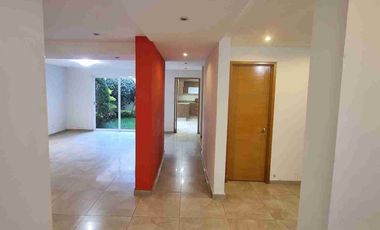 Renta casa en condominio en Coyoacán.