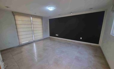 Renta casa en condominio en Coyoacán.