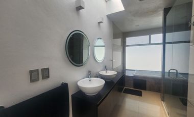 Hermosa Casa San Diego 3 y 4: Elegancia y Comodidad en el Corazón del Fraccionamiento.