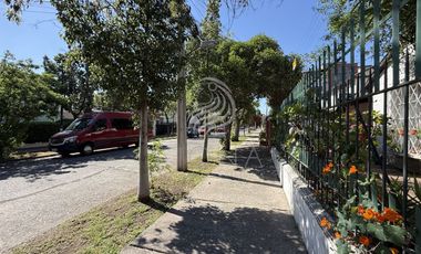 SE ARRIENDA AMPLIA CASA 4D/2B A PASOS DE AV. GRECIA Y SALVADOR