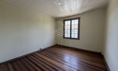 SE ARRIENDA AMPLIA CASA 4D/2B A PASOS DE AV. GRECIA Y SALVADOR