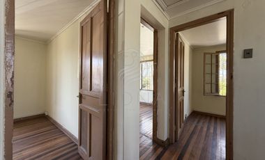 SE ARRIENDA AMPLIA CASA 4D/2B A PASOS DE AV. GRECIA Y SALVADOR