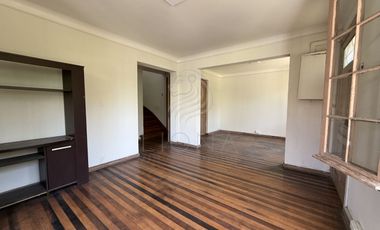 SE ARRIENDA AMPLIA CASA 4D/2B A PASOS DE AV. GRECIA Y SALVADOR