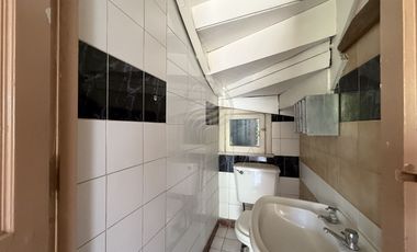 SE ARRIENDA AMPLIA CASA 4D/2B A PASOS DE AV. GRECIA Y SALVADOR