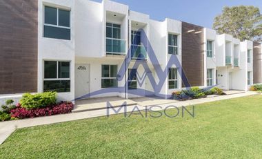 Casa En Venta En Residencial Yecapixtla, Morelos. Recuperación Bancaria. Jx71