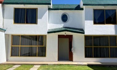 CASA EN VENTA DENTRO DE FRACCIONAMIENTO EN VIVEROS DE LA LOMA, TLALNEPANTLA