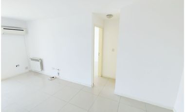 ALQUILA: Dpto 1 Dormitorio con Balcón y Aire Acondicionado/ Complejo CENTER / Nueva Córdoba