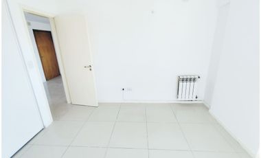 ALQUILA: Dpto 1 Dormitorio con Balcón y Aire Acondicionado/ Complejo CENTER / Nueva Córdoba