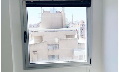 ALQUILA: Dpto 1 Dormitorio con Balcón y Aire Acondicionado/ Complejo CENTER / Nueva Córdoba