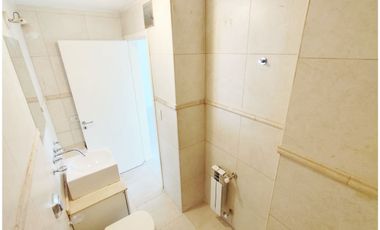 ALQUILA: Dpto 1 Dormitorio con Balcón y Aire Acondicionado/ Complejo CENTER / Nueva Córdoba