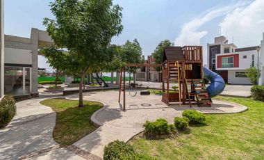 EN VENTA DOS DEPARTAMENTOS COMPLETOS EN UNA SOLA PROPIEDAD MILENIO III 3 NIVELES  2 RECÁMARAS EN CADA UNO, PLANTA BAJA y PLANTA ALTA, EN PRIVADA CON ALBERCA