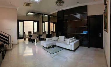 Dijual Rumah Minimalis Regency 21 dekat MERR 2 lantai
