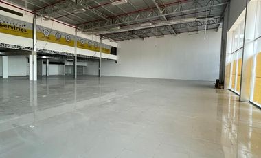 Locales de Alquiler en la Av. León Febres Cordero