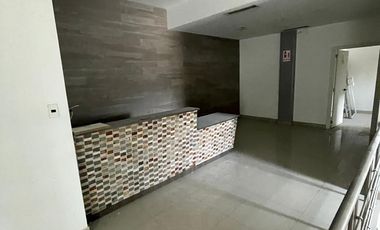 Locales de Alquiler en la Av. León Febres Cordero