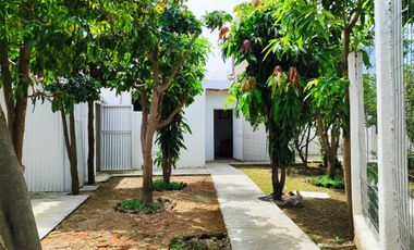 Quinta en venta con casa campestre, alberca, jardín y huerto en Tonalá, Jalisco