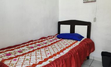 Quinta en venta con casa campestre, alberca, jardín y huerto en Tonalá, Jalisco