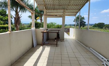 Quinta en venta con casa campestre, alberca, jardín y huerto en Tonalá, Jalisco