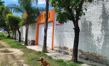 Quinta en venta con casa campestre, alberca, jardín y huerto en Tonalá, Jalisco