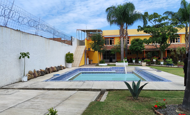 Quinta en venta con casa campestre, alberca, jardín y huerto en Tonalá, Jalisco