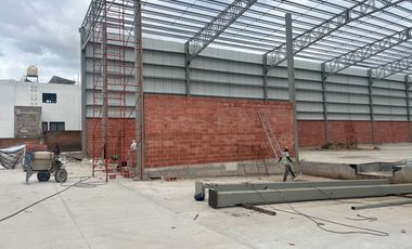 BODEGA RENTA TLAJOMULCO CERCA CENTRAL CAMIONES