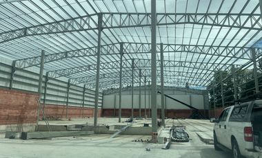 BODEGA RENTA TLAJOMULCO CERCA CENTRAL CAMIONES
