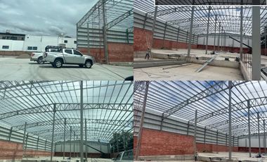BODEGA RENTA TLAJOMULCO CERCA CENTRAL CAMIONES