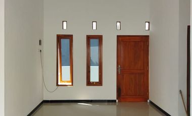 rumah murah di gumpang lokasi strategis, sertifikat ready free desain rara ruang