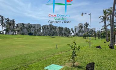 Casa con vista al campo de golf y terraza con jacuzzi