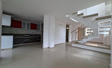 VENDO CASA EN CIUDAD JARDIN