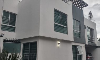 Casa moderna con roof garden en Ciudad Granja | Exclusividad y confort en cada detalle