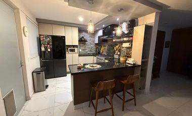 Casa moderna con roof garden en Ciudad Granja | Exclusividad y confort en cada detalle