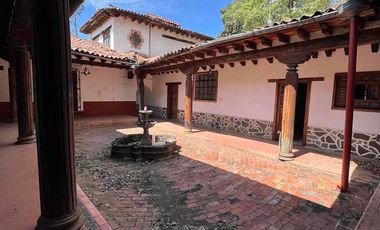 HERMOSA  HACIENDA EN VENTA EN PÁTZCUARO MICHOACÁN
