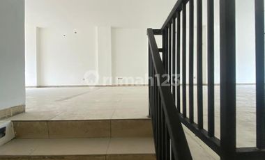 DISEWAKAN Ruko 2 unit gandeng sudah di jebol  Ruko Food City Green Lake City