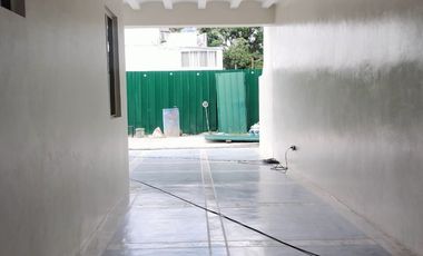 Three Storey Townhouse for Sale in Merville Park Paranaque-MD