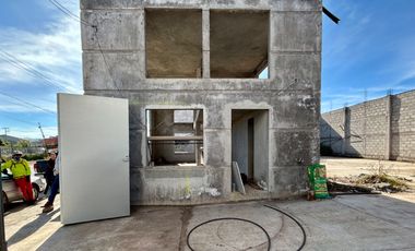 Terreno con construcción  en Acatlán, Hidalgo. 686.82 m2