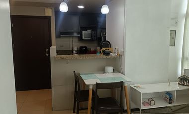 Departamento de alquiler en Edificio Elite Building, Sector Mall del Sol.