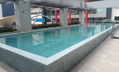 Departamento de alquiler en Edificio Elite Building, Sector Mall del Sol.