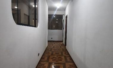 OCASIÓN DPTO DE 130 M², 2DO PISO VISTA CALLE