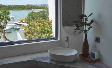 dijual villa beach front ocean view & sunset di tanjung nusa dua Badung Bali