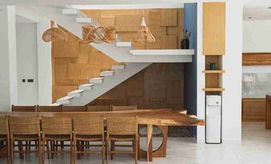 dijual villa beach front ocean view & sunset di tanjung nusa dua Badung Bali