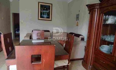 PROPIEDAD RENTERA EN VENTA, ➡️ 3 LOCALES + 1 DEPARTAMENTO, con GARAGE.