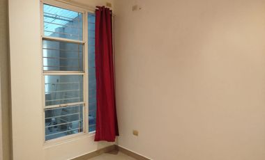 Departamento de alquiler en Kennedy Norte, Planta Baja, 2 dormitorios.