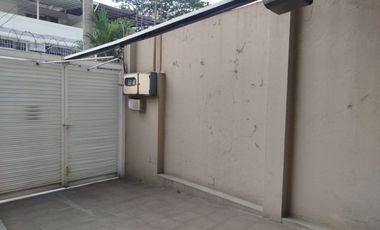 Departamento de alquiler en Kennedy Norte, Planta Baja, 2 dormitorios.