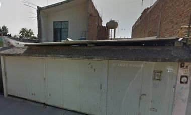 CASA EN VENTA OPORTUNIDAD DE INVERSION Y RECUPERACION INMUEBLE PARA REMODELAR EN CELAYA GTO.