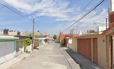 CASA EN VENTA EN MORELOS 3RA SECC., SAN PABLO DE LAS SALINAS, TULTITLÁN, ESTADO DE MÉXICO C.P.: 54935