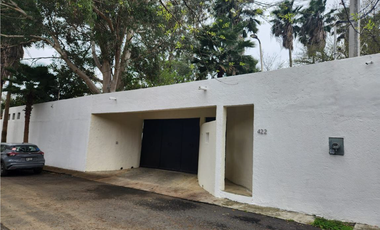 IMPACTANTE CASA EN EL URO