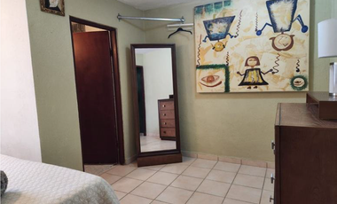 IMPACTANTE CASA EN EL URO