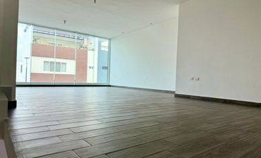 Casa en La Encomienda